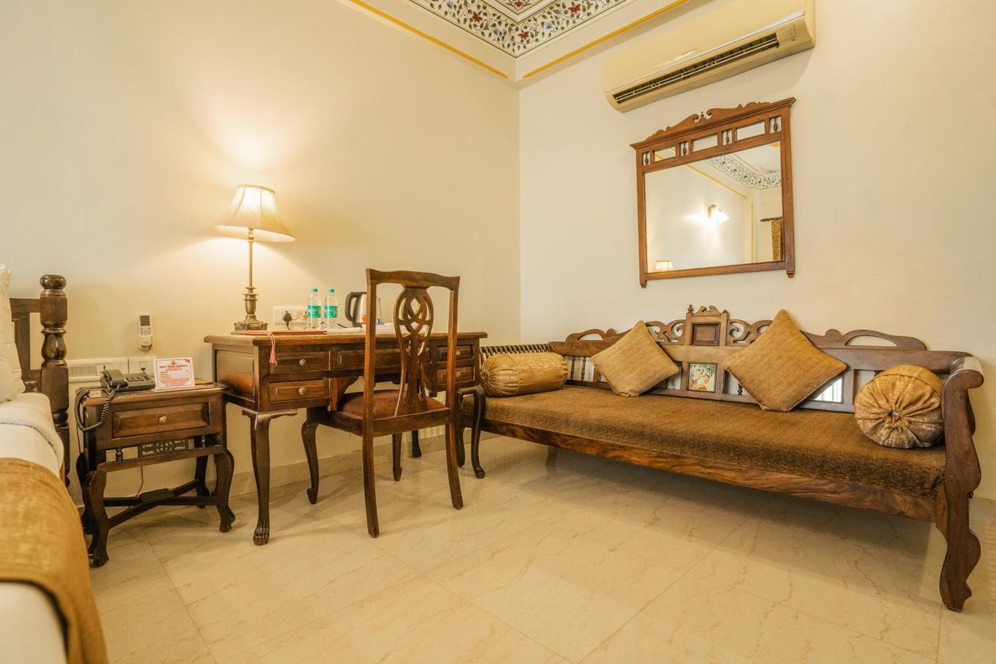 Umaid Residency - A Regal Heritage Home Jaipur Exterior photo